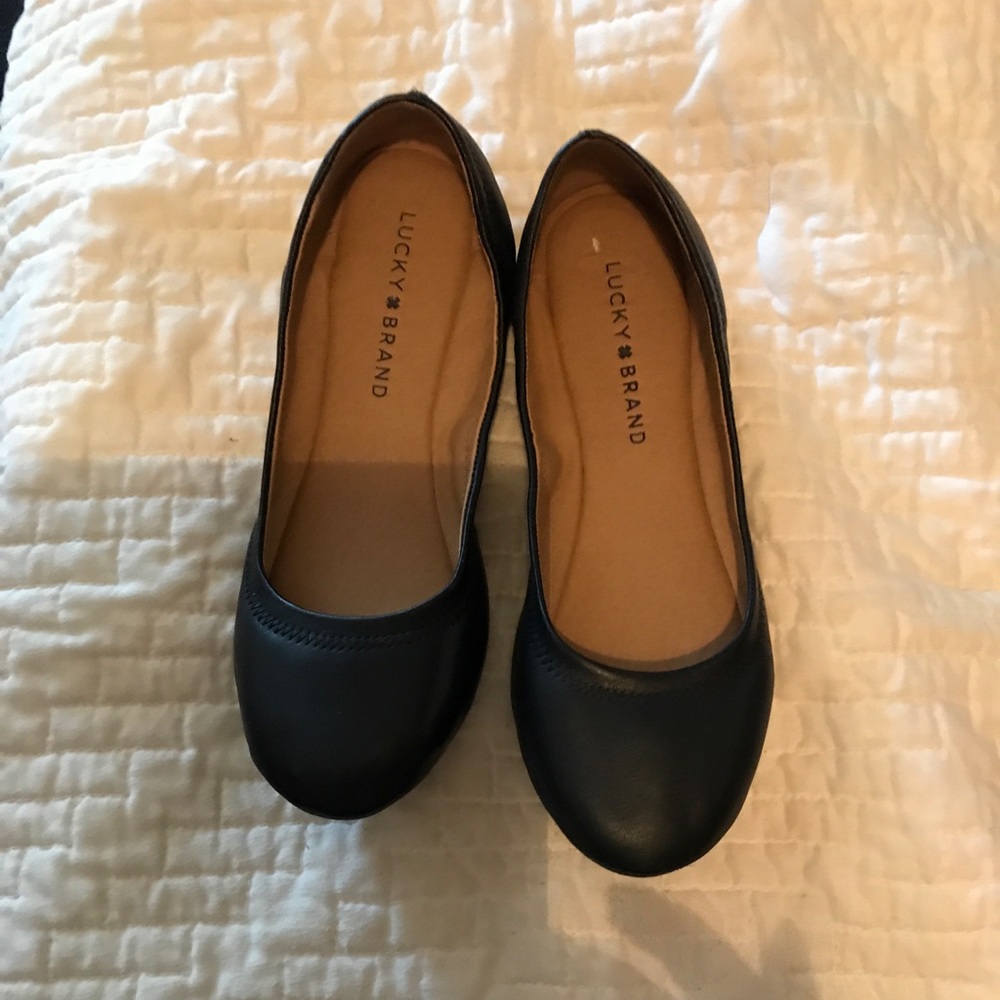 Black flats